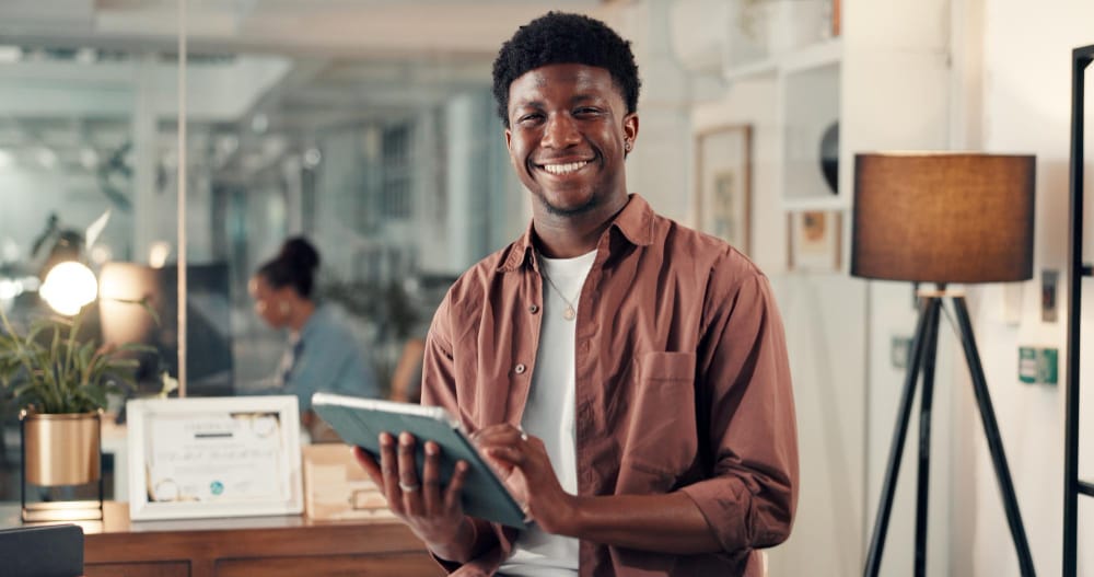 Relay Review for Foreign Entrepreneurs (2026): Is Relay the Right Business Banking Platform?